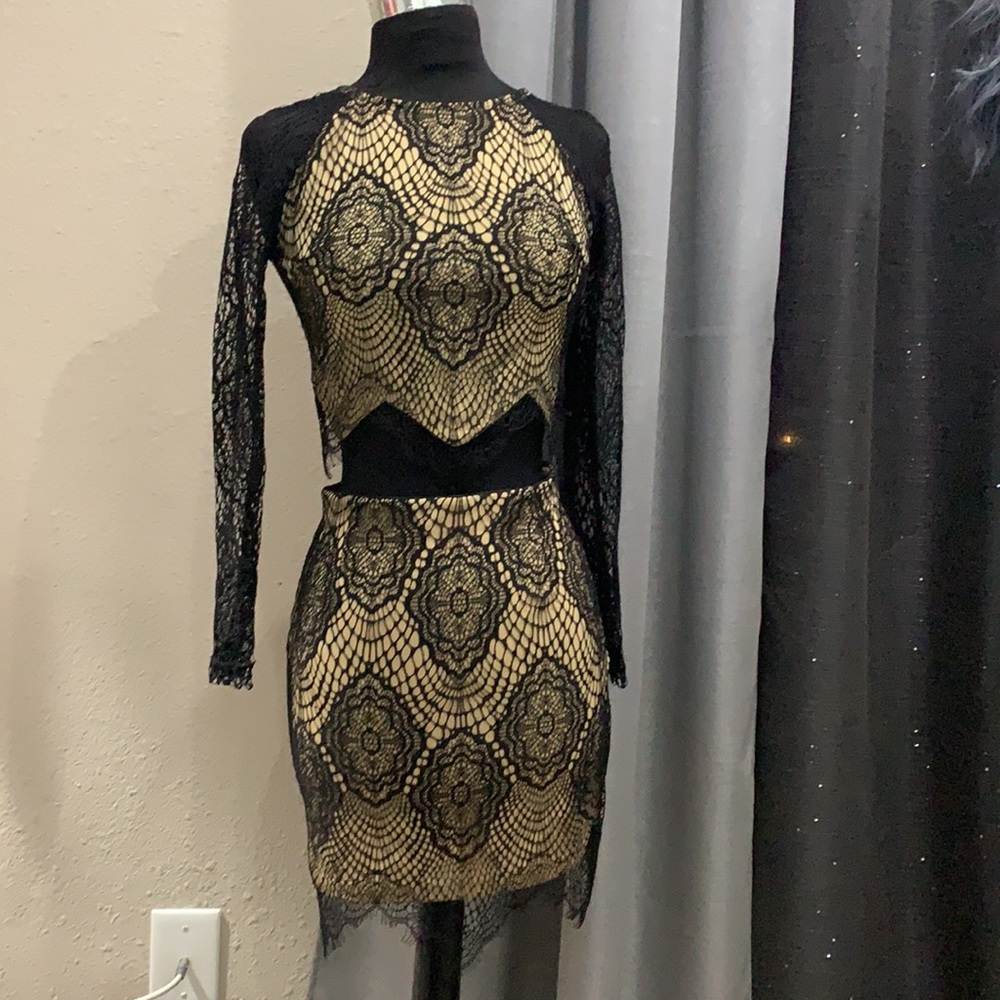 Selling a very cute black and nude two piece set from ANGL. - Picture 3 of 6
